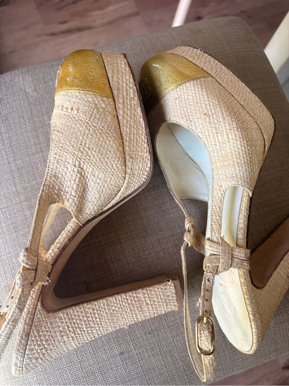CHANEL size 38 straw sandals. OLIVE AND TAN color - Picture 6 of 8